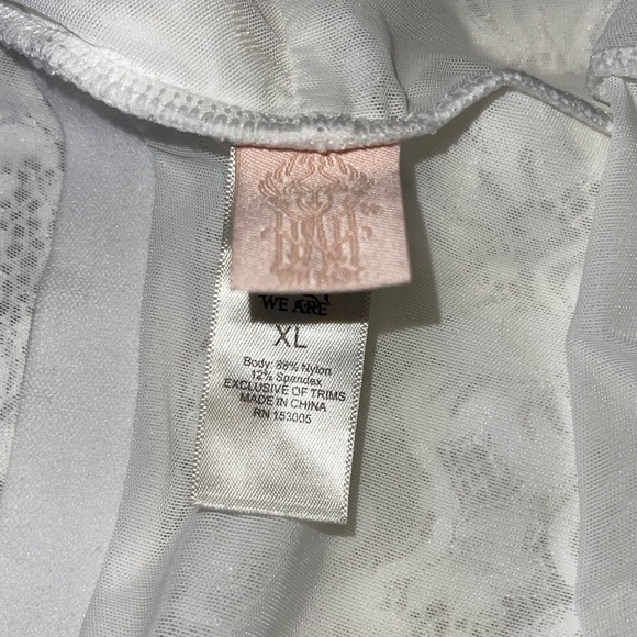 NWT HAH Bodysuit Sz XL🤍 - Picture 16 of 16